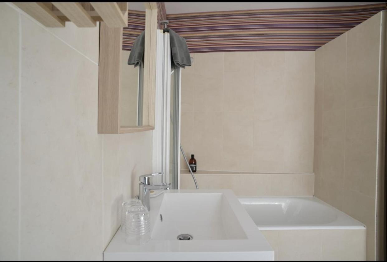 La Villa Des Fleurs Blonville Экстерьер фото